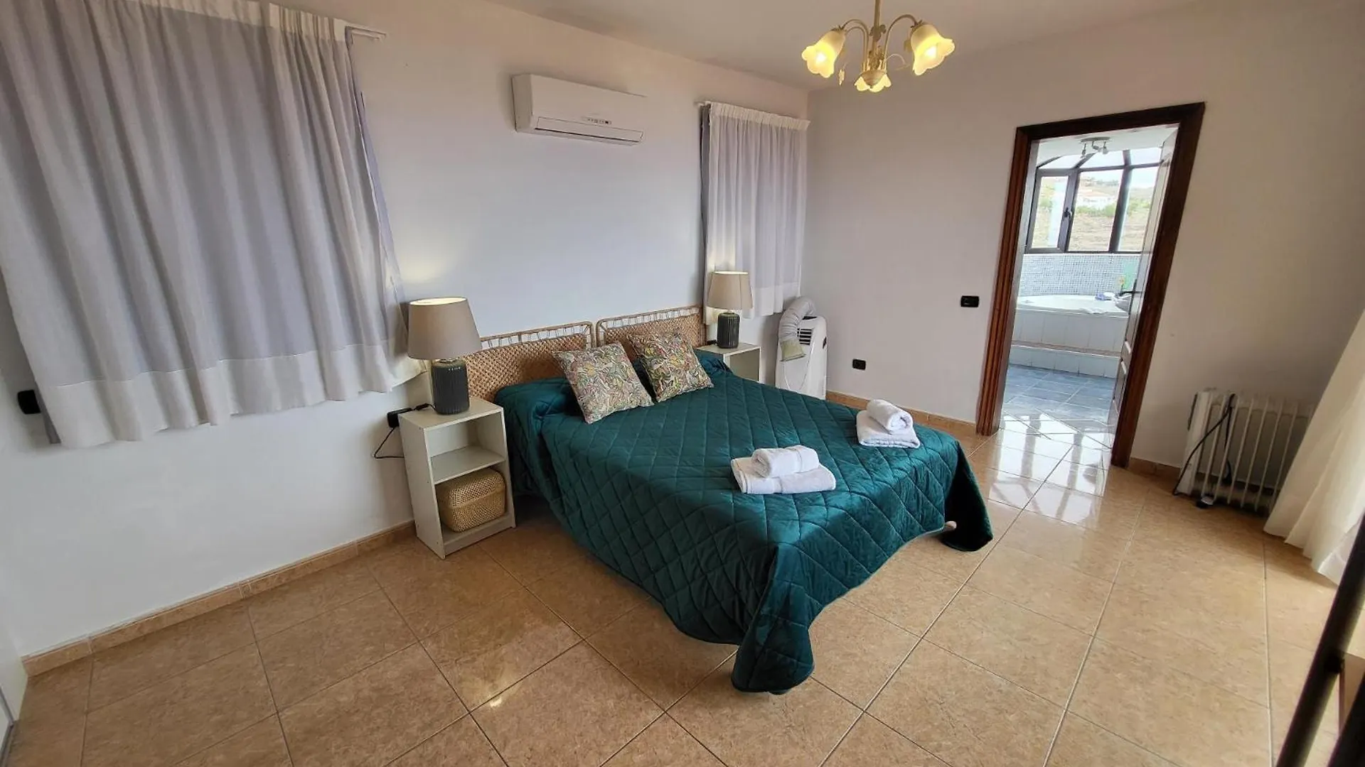 Villa El Mirador 6 Bedrooms Costa Adeje  Spain