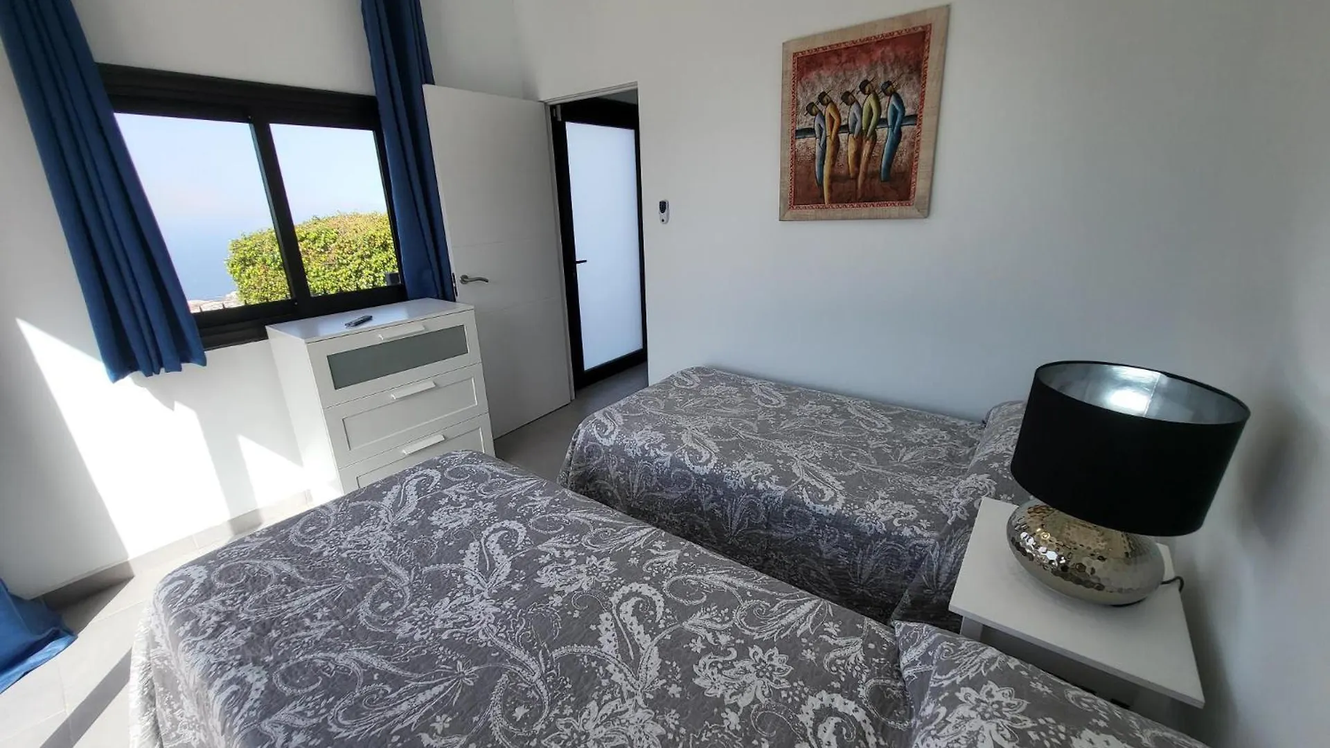 Villa El Mirador 6 Bedrooms Costa Adeje  Spain